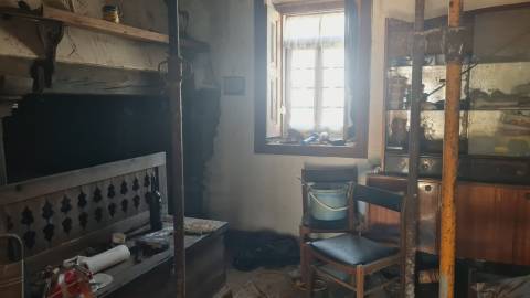 Moradia / Terreno / Furo / Casal dos Secos / Coimbrão / Leiria