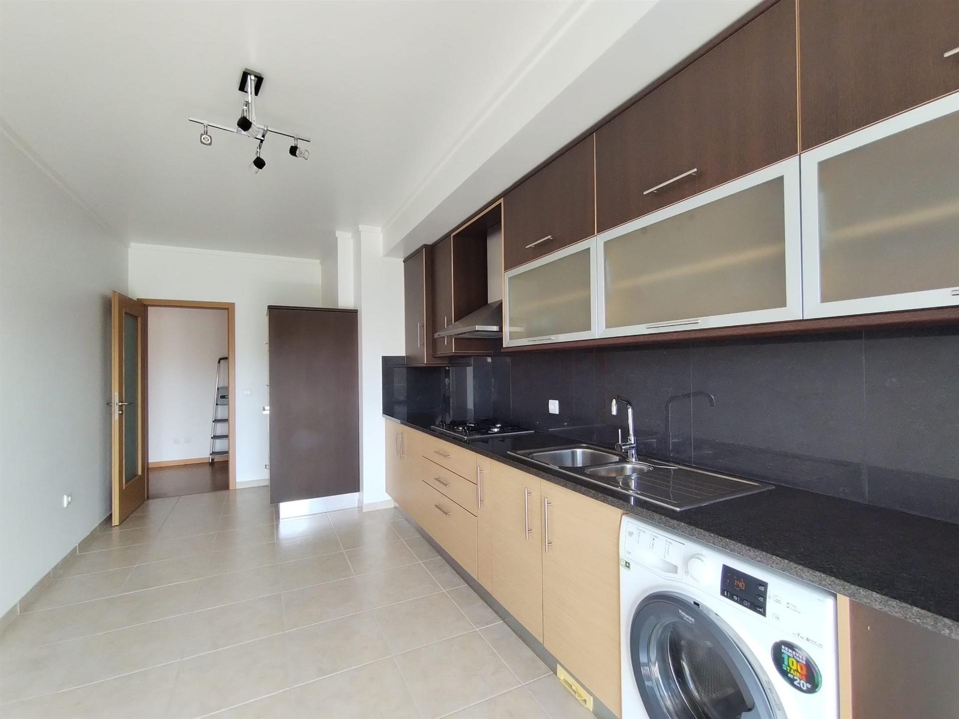 Apartamento T1 Venda em Marinha Grande,Marinha Grande