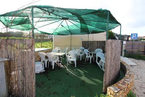 Parque de Campismo / Restaurante / Mini-Mercado / Piscina / Lapa Furada / Batalha