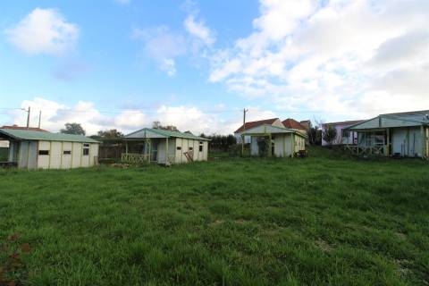 Parque de Campismo / Restaurante / Mini-Mercado / Piscina / Lapa Furada / Batalha