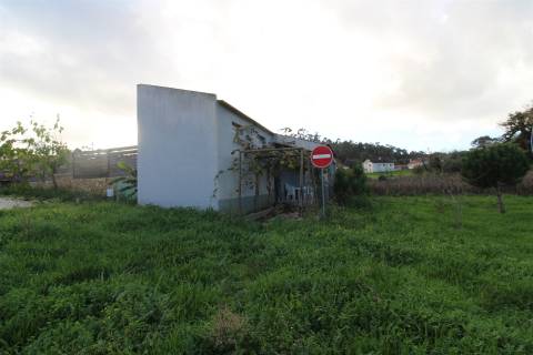 Parque de Campismo / Restaurante / Mini-Mercado / Piscina / Lapa Furada / Batalha