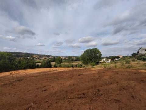 Terreno / Construção / Lameiras / Caranguejeira