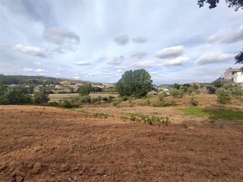 Terreno / Construção / Lameiras / Caranguejeira