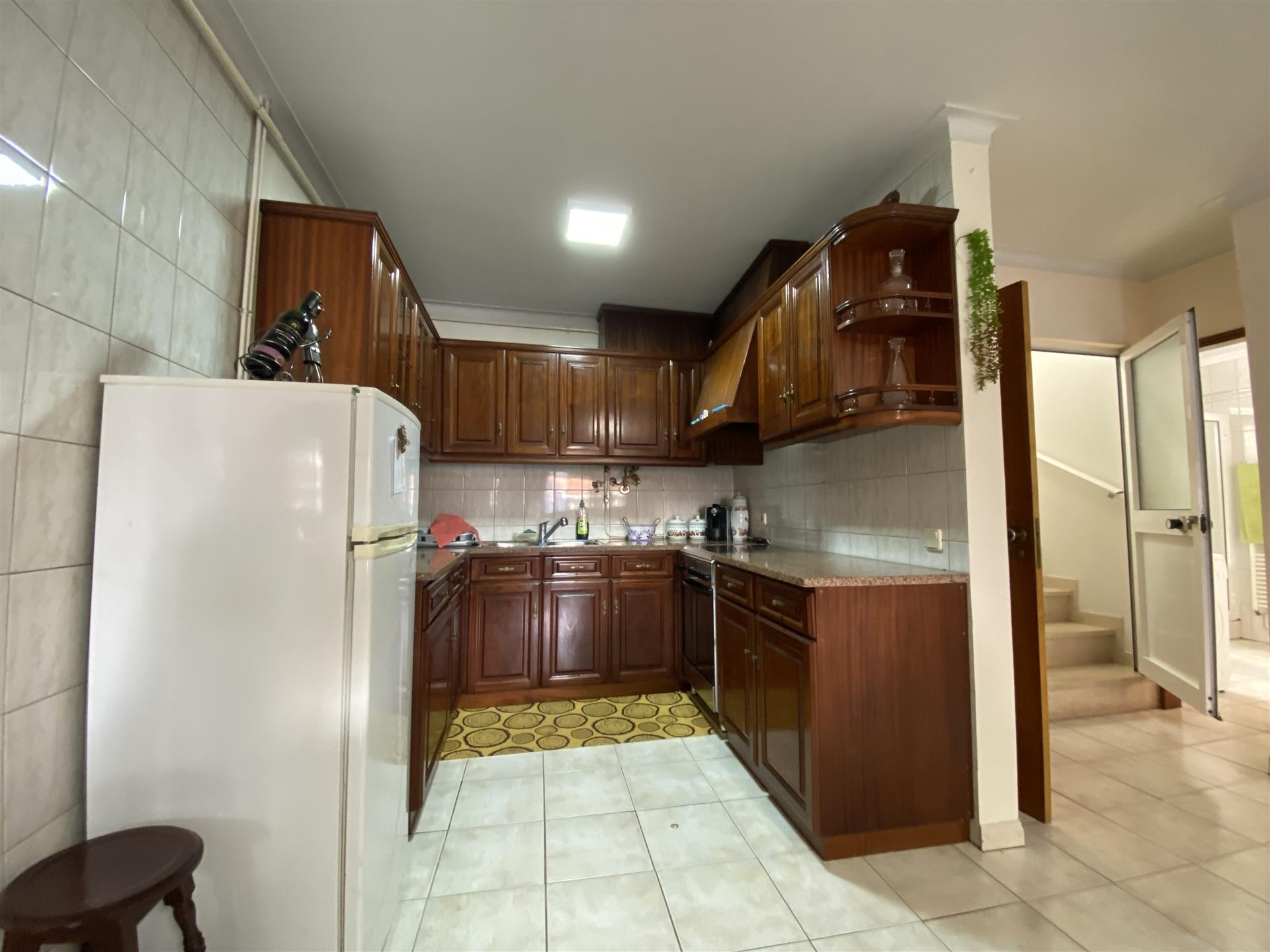 Moradia T4 / Gândara Dos Olivais