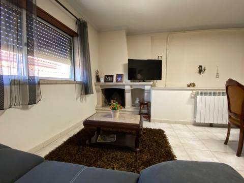 Moradia T4 / Gândara Dos Olivais / Leiria