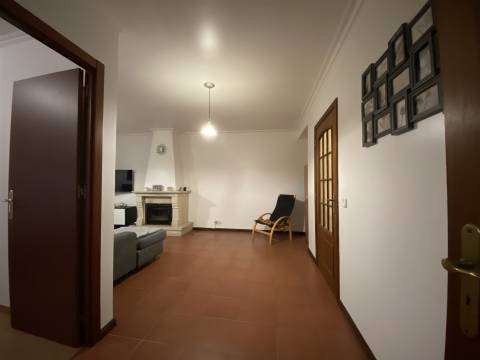 Apartamento T3/ Garagem / Sótão /Vista Mosteiro Batalha