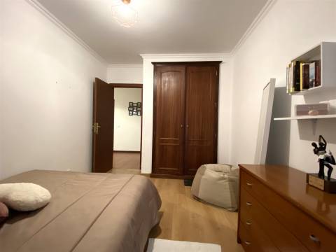 Apartamento T3/ Garagem / Sótão /Vista Mosteiro Batalha