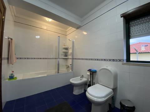 Apartamento T3/ Garagem / Sótão /Vista Mosteiro Batalha