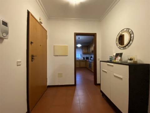 Apartamento T3/ Garagem / Sótão /Vista Mosteiro Batalha