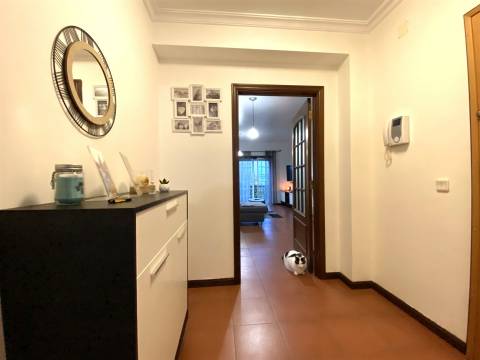 Apartamento T3/ Garagem / Sótão /Vista Mosteiro Batalha