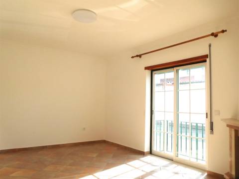 Novidade / Moradia T3 / Condomínio Fechado / Marinha Grande