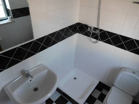 Novidade / Moradia T3 / Condomínio Fechado / Marinha Grande