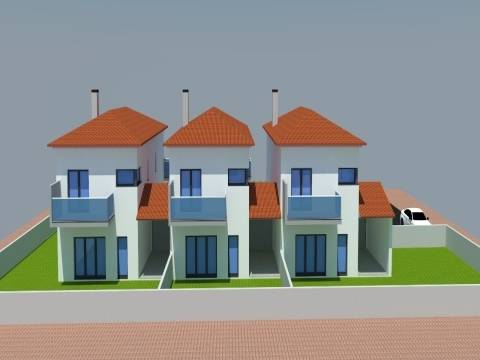 Moradias T3+1 / Geminadas / Garagem / Jardim / Logradouro / Amor / Leiria