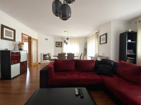 Apartamento T2 Venda em Marrazes e Barosa,Leiria