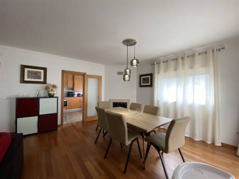 Apartamento T2 Venda em Marrazes e Barosa,Leiria