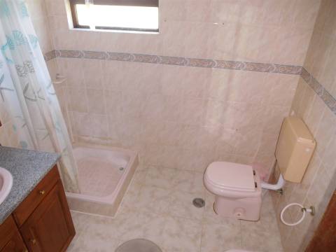OPORTUNIDADE / Quinta com Moradia T3 / Vinha da Rainha / Soure / Coimbra