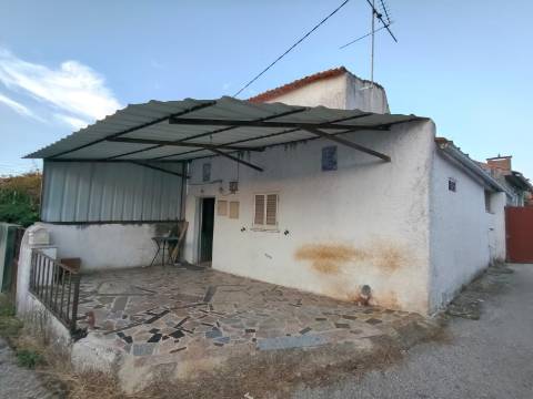 Moradia T2 / Pouca Pena / Soure