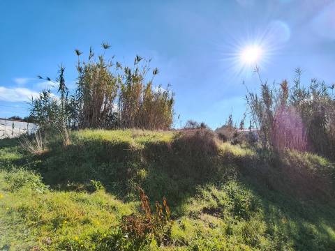 Terreno / Construção / Vale de Frade / Marrazes e Barosa / Leiria
