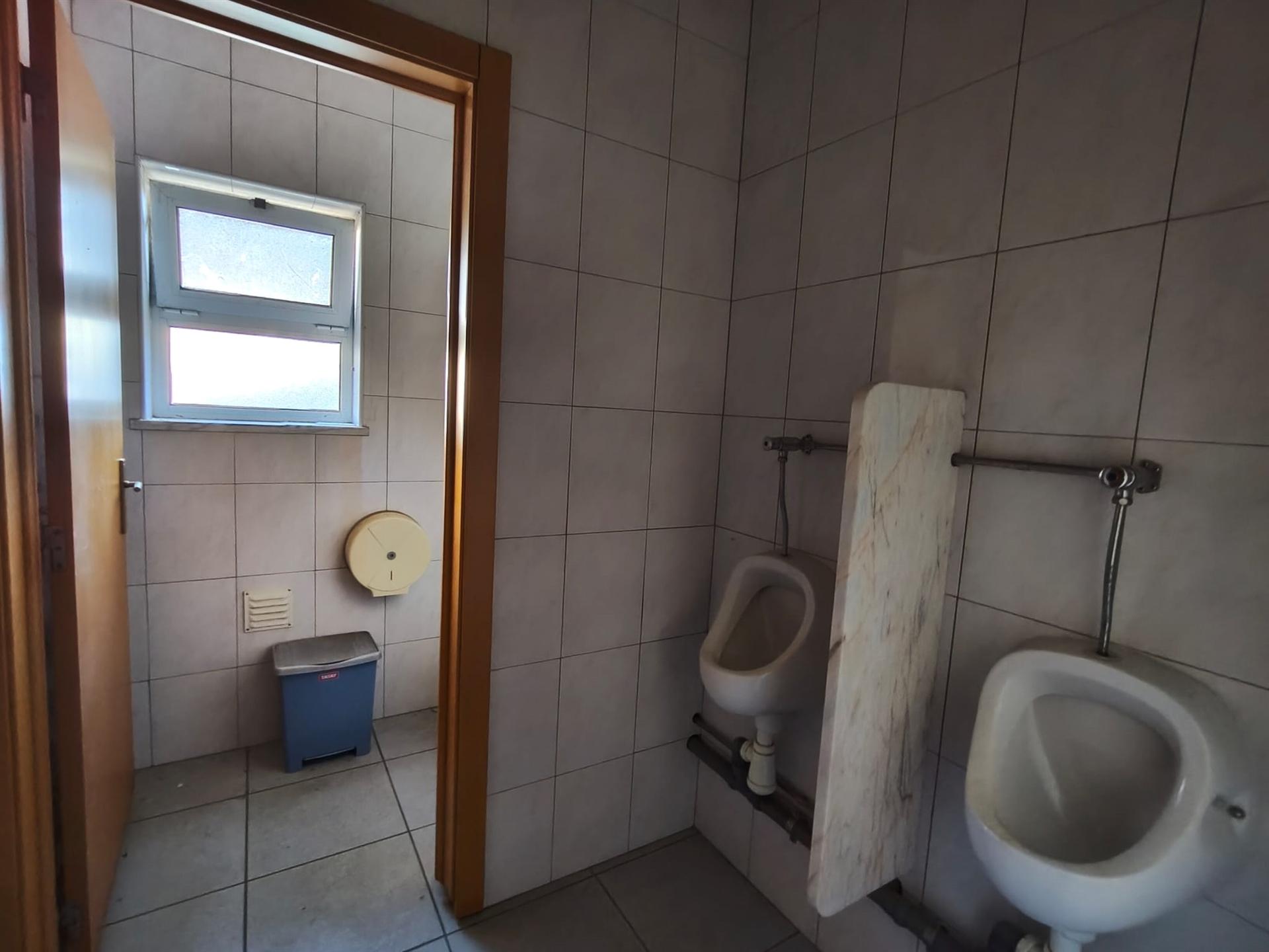 Armazém / Marrazes / Leiria