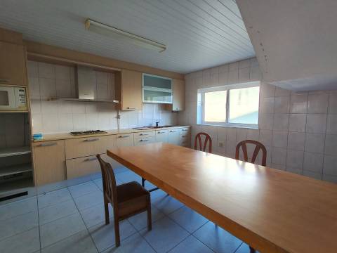 Armazém / Marrazes / Leiria