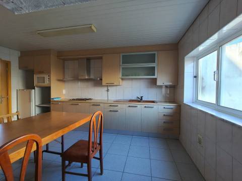 Armazém / Marrazes / Leiria