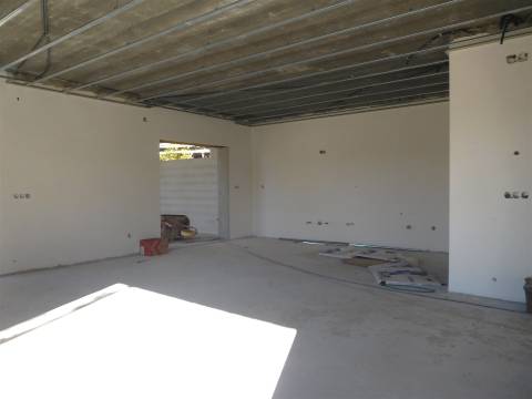 Moradia Térrea T3 / Em Construção / Garagem / Ortigosa / Leiria