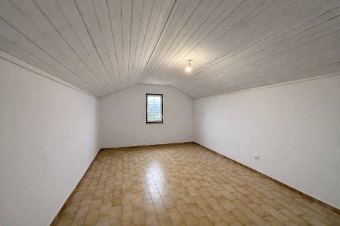 Moradia T3+2 / Andrinos / Leiria