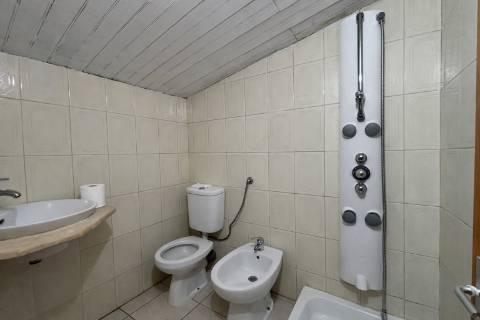 Moradia T3+2 / Andrinos / Leiria