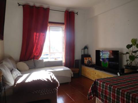 Apartamento T3 / Quintal / Marrazes / Leiria