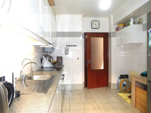 Apartamento T3 / Quintal / Marrazes / Leiria