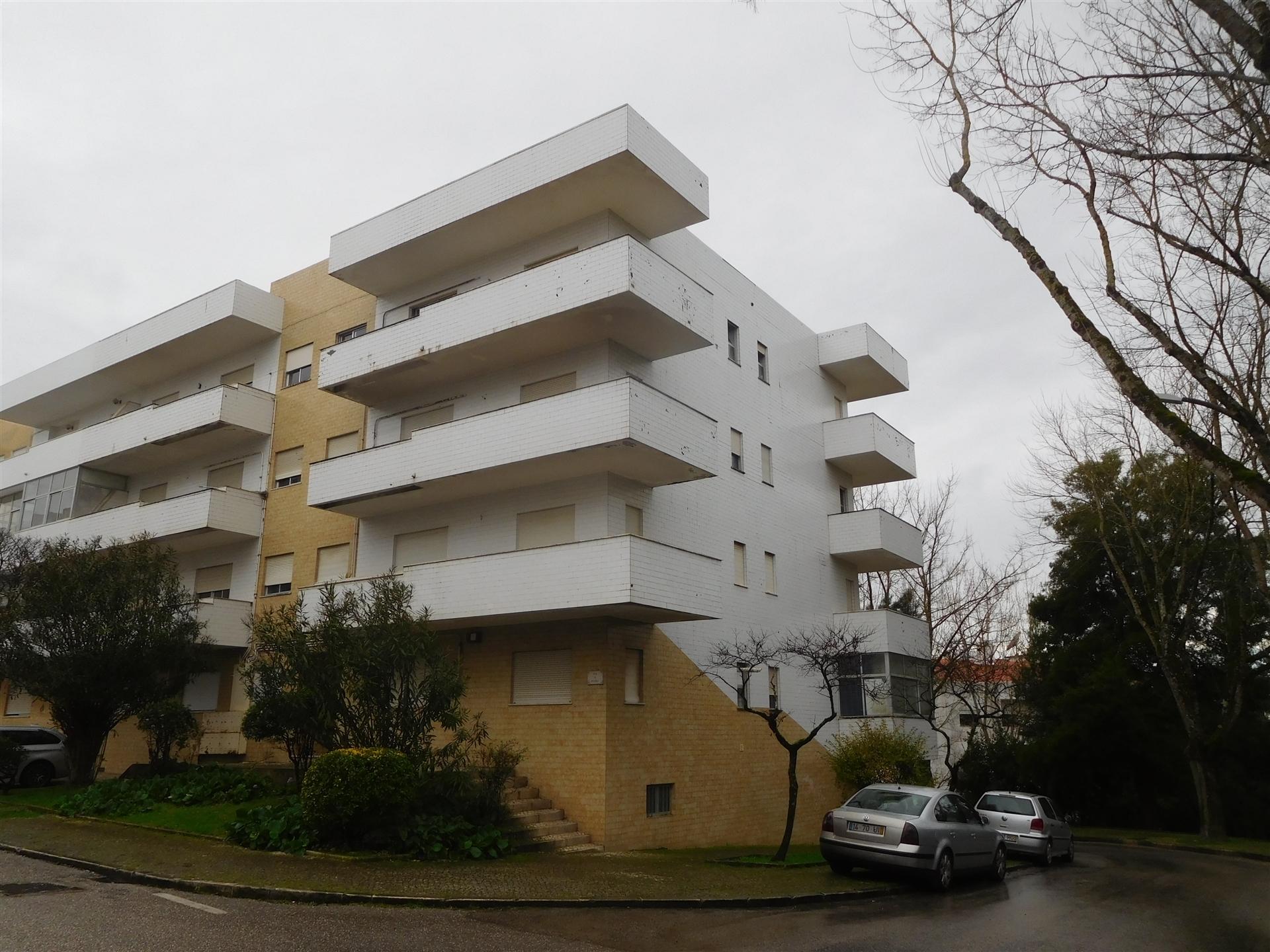 Apartamento T3 / Quinta do Bispo / Marrazes / Leiria