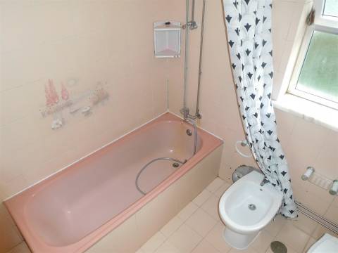 Apartamento T3 / Quinta do Bispo / Marrazes / Leiria