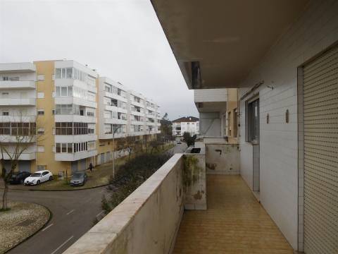 Apartamento T3 / Quinta do Bispo / Marrazes / Leiria