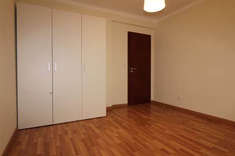 Apartamento T2 / remodelado / Quinta do Bispo / Leiria