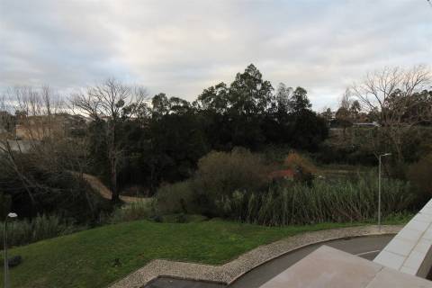 Apartamento T2 / remodelado / Quinta do Bispo / Leiria