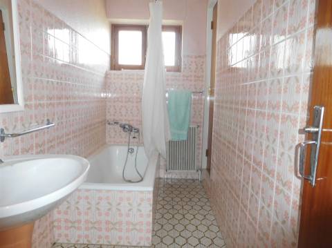 Moradia T3 / Isolada / Garagem / Sta Catarina da Serra / Leiria