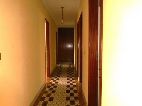 Moradia T3 / Isolada / Garagem / Sta Catarina da Serra / Leiria