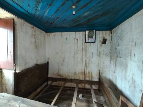 Moradia T2 com terreno em Pousadas Vedras / Redinha / Pombal
