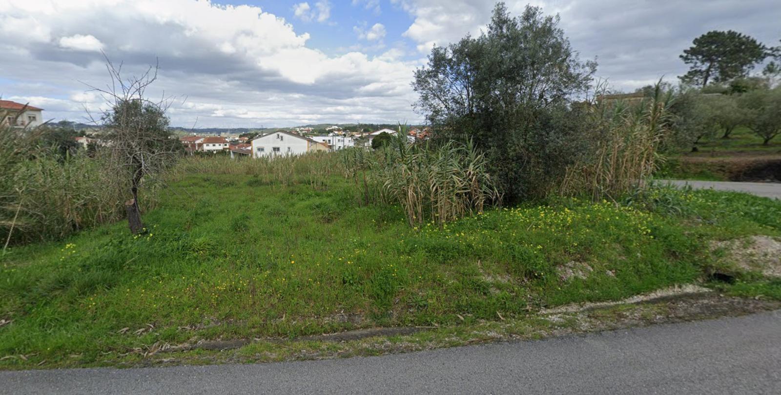 Terreno / Construção / Pousos / Leiria