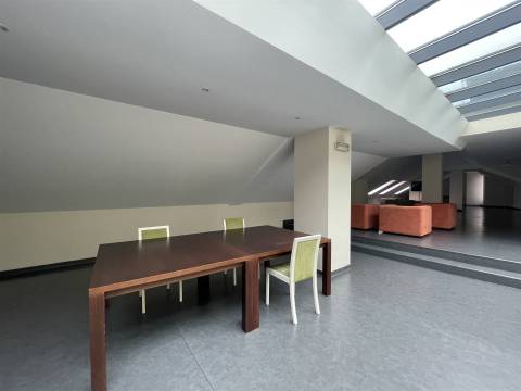 Apartamento T0 / Mobilado / Estúdio / Centro / Leiria