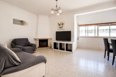 Apartamento T3 / Garagem / Varandas / Quinta do Bispo / Leiria