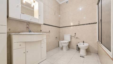 Apartamento T3 / Garagem / Varandas / Quinta do Bispo / Leiria