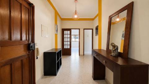 Apartamento T3 / Garagem / Varandas / Quinta do Bispo / Leiria