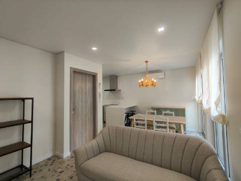 Arrendamento / Apartamento T1 / Novo / Gândara dos Olivais / Leiria