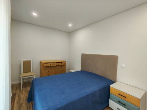 Arrendamento / Apartamento T1 / Novo / Gândara dos Olivais / Leiria