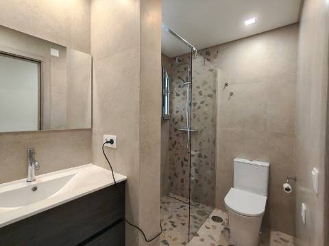 Arrendamento / Apartamento T1 / Novo / Gândara dos Olivais / Leiria