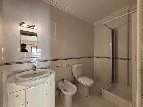 Apartamento T3 / Garagem / Varandas / Nova Leiria / Leiria