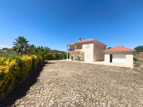 Moradia T3 Vila Nova de Foz Côa