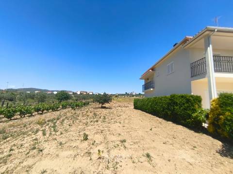 Moradia T3 Vila Nova de Foz Côa