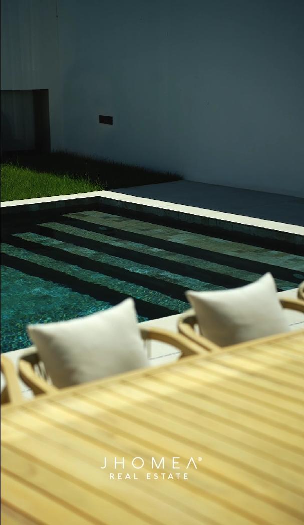 Moradia T5 com piscina -  Praia da Barra